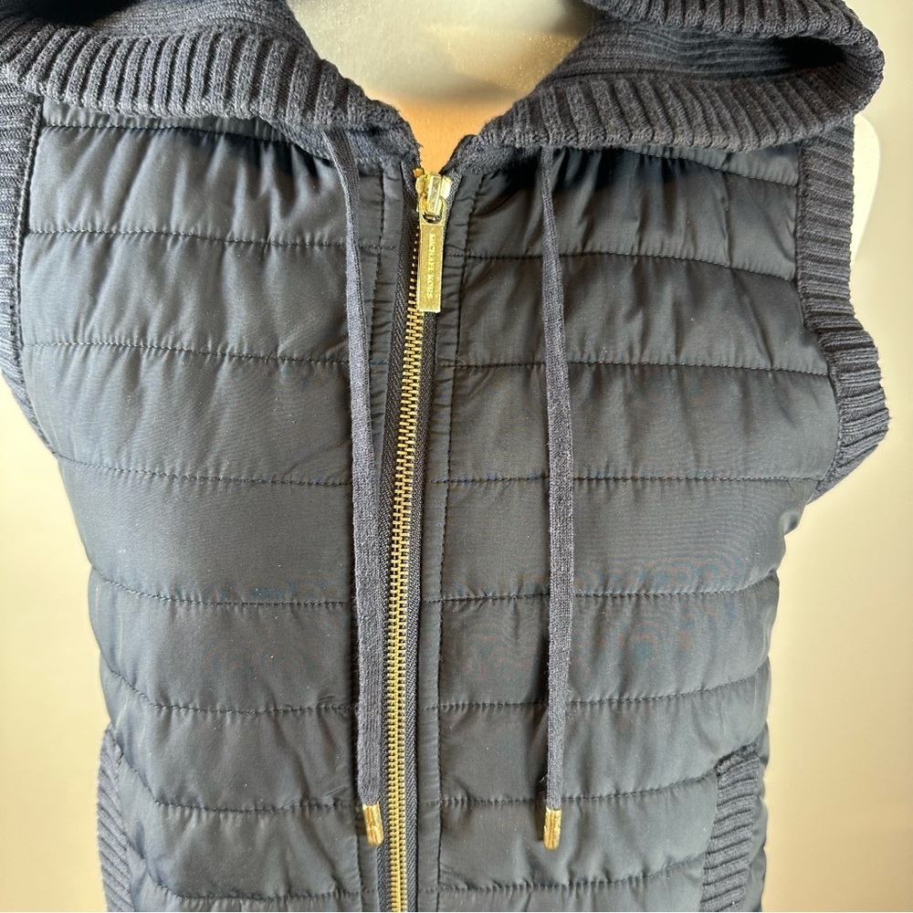 Michael Kors Navy Knit Puffer Vest M Hooded Quilted Mixed Media Zip - Picture 2 of 8